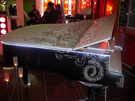 demo_exhibition_gal
