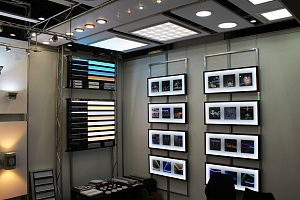 demo_exhibition_gal