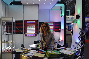 demo_exhibition_gal