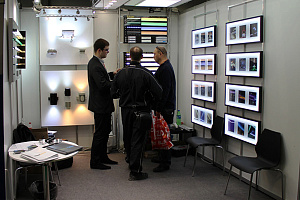 demo_exhibition_gal